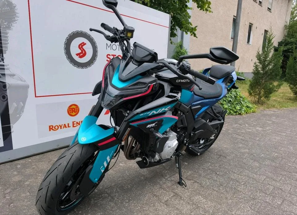 CFMOTO 675NK