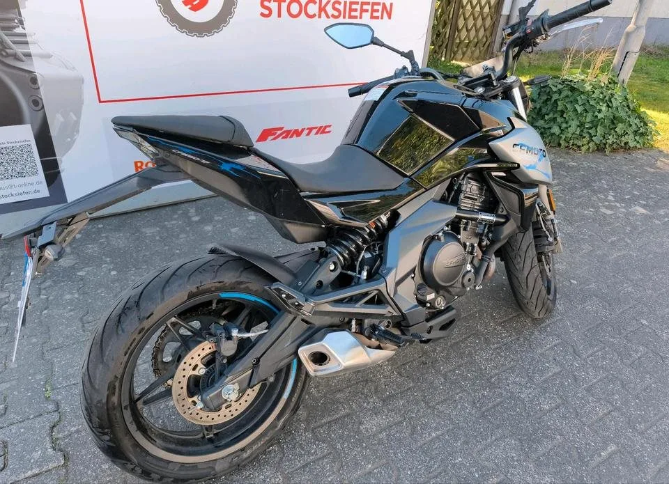 CFMOTO 650NK