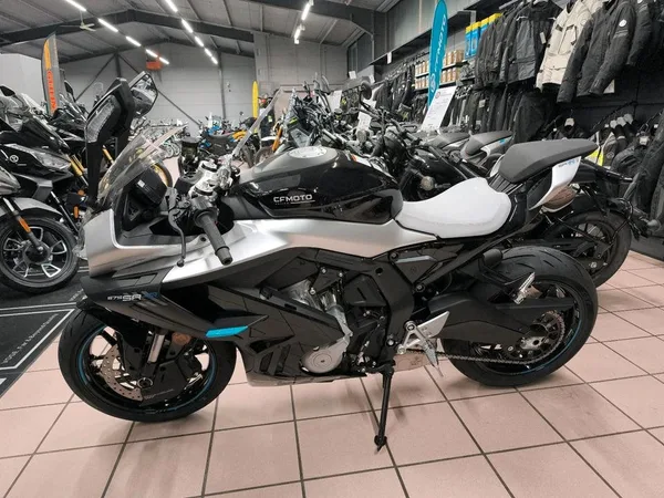 CFMOTO 675SR-R
