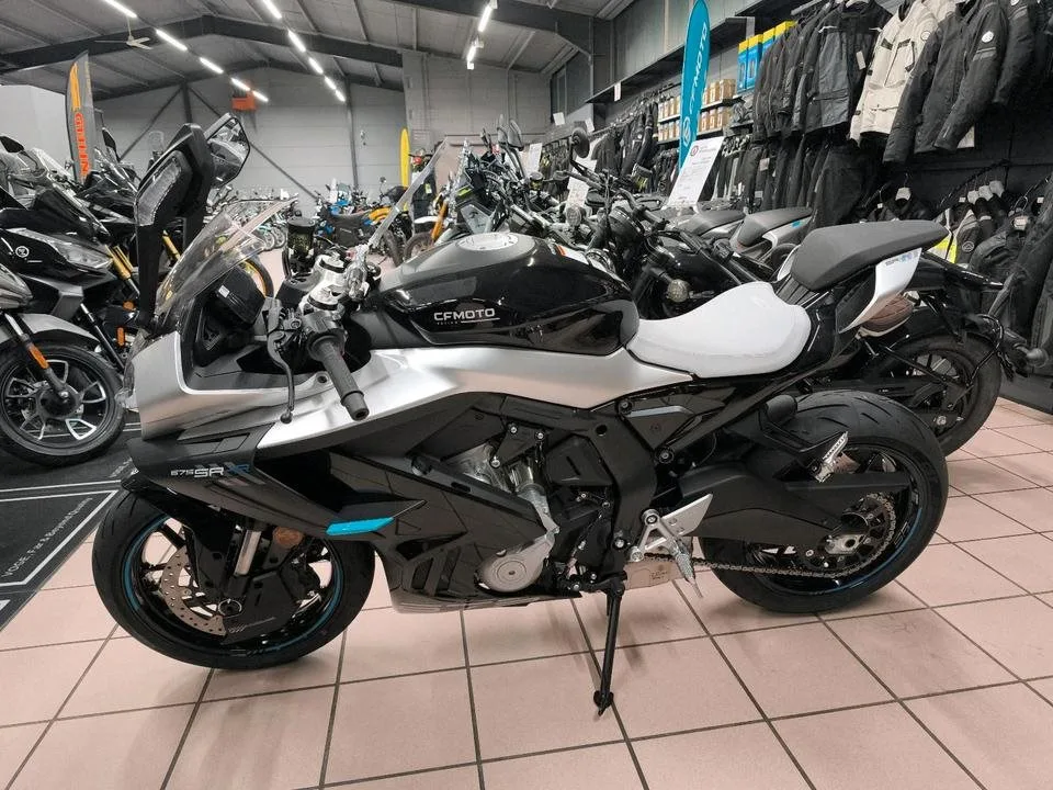 CFMOTO 675SR-R