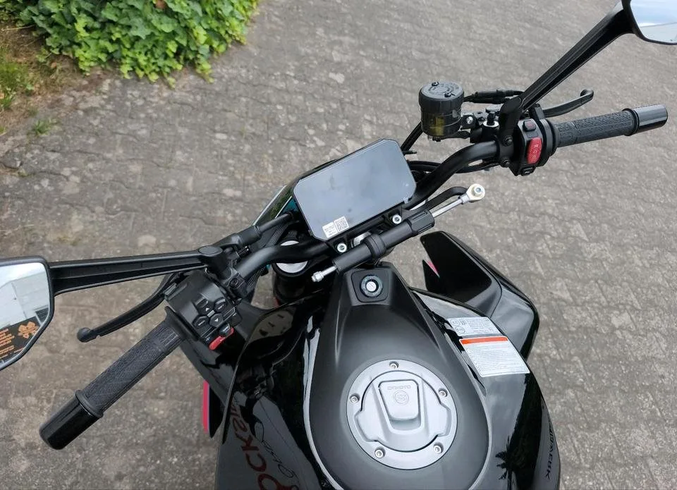 CFMOTO 675NK