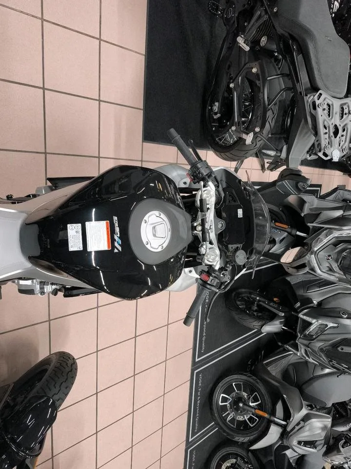 CFMOTO 675SR-R