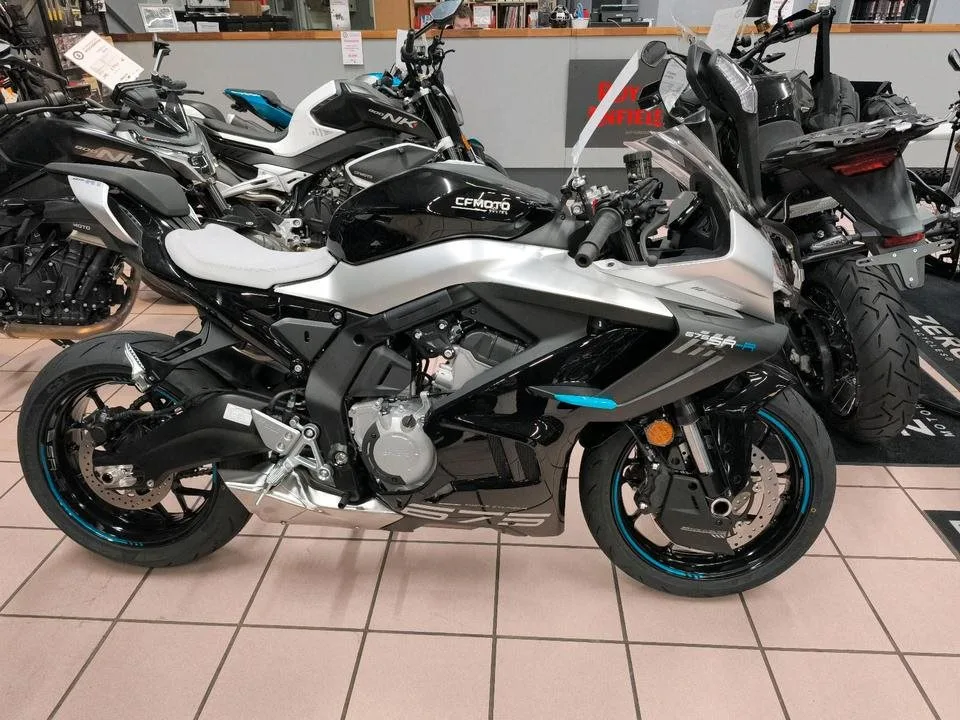 CFMOTO 675SR-R