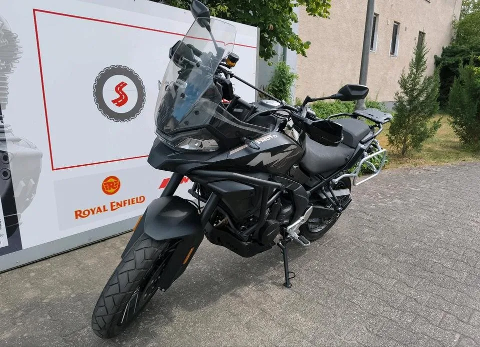 CFMOTO 700MT