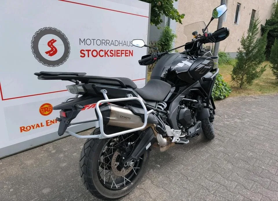 CFMOTO 700MT