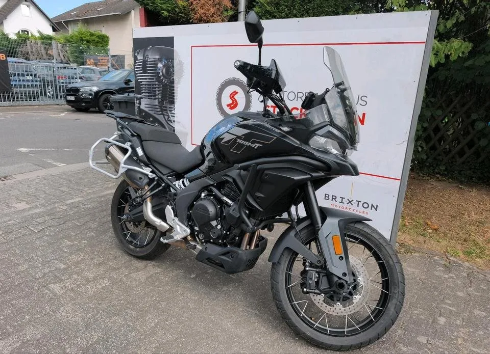 CFMOTO 700MT