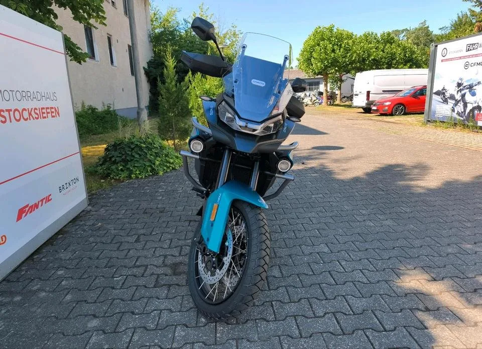 CFMOTO 800MT-ES