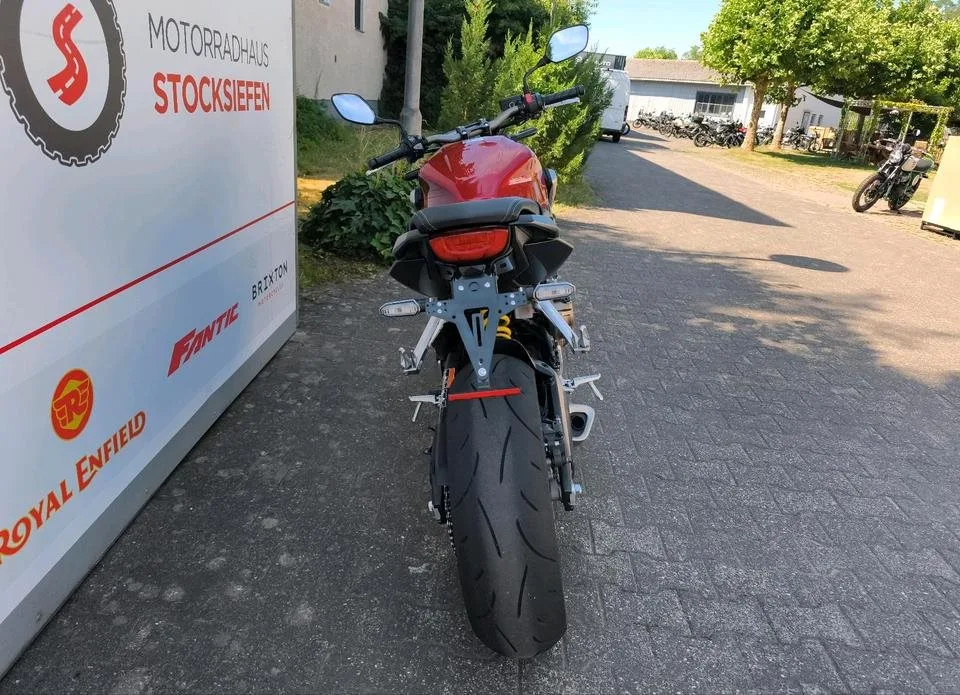 Honda CBR650R