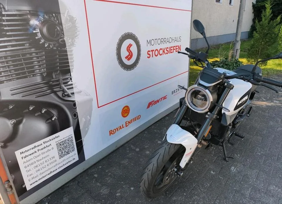 Moto Morini 6 1/2 Seiemmezzo STR