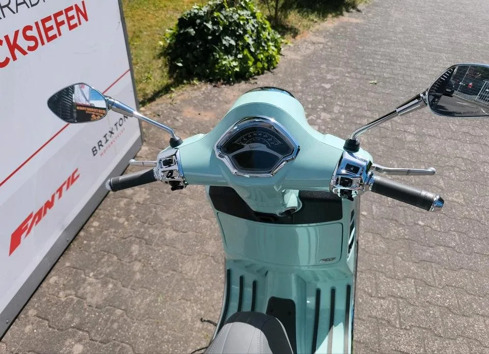 Piaggio GTS 125