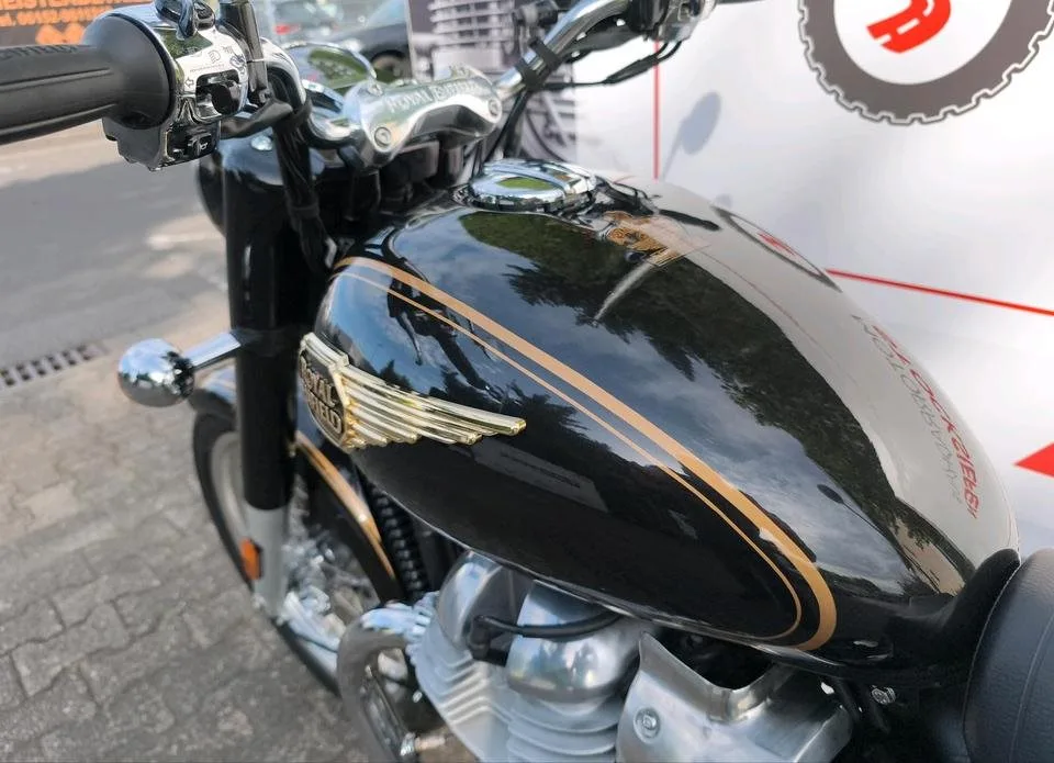 Royal Enfield Bullet 650