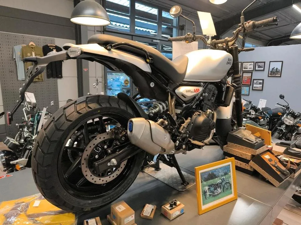 Royal Enfield Guerrilla 450