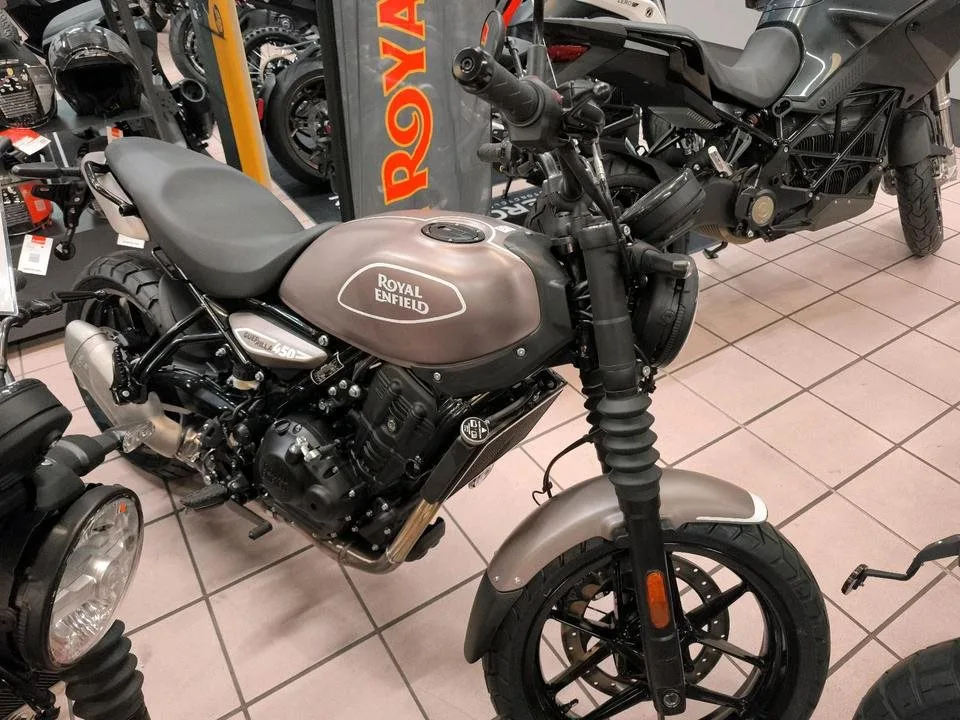 Royal Enfield Guerrilla 450
