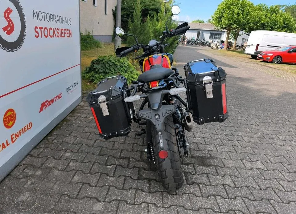 Royal Enfield Guerrilla 450