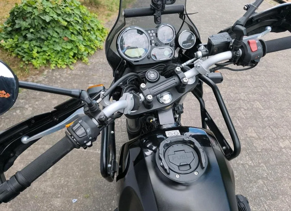Royal Enfield Himalayan 410