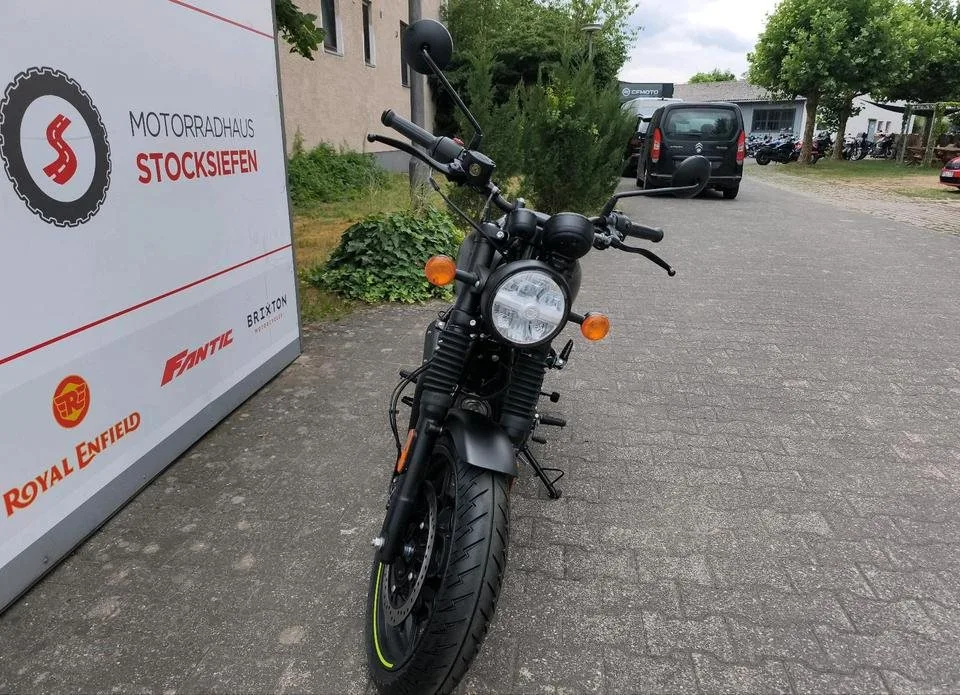 Royal Enfield HNTR 350