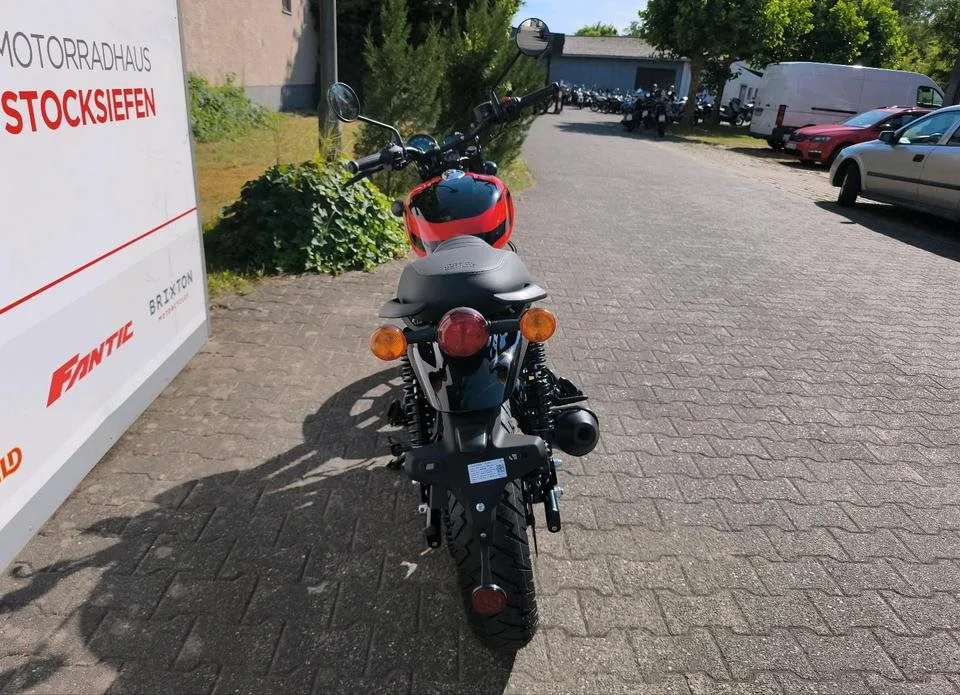 Royal Enfield HNTR 350