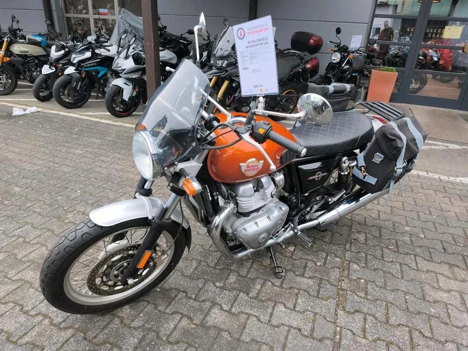 Royal Enfield Interceptor 650