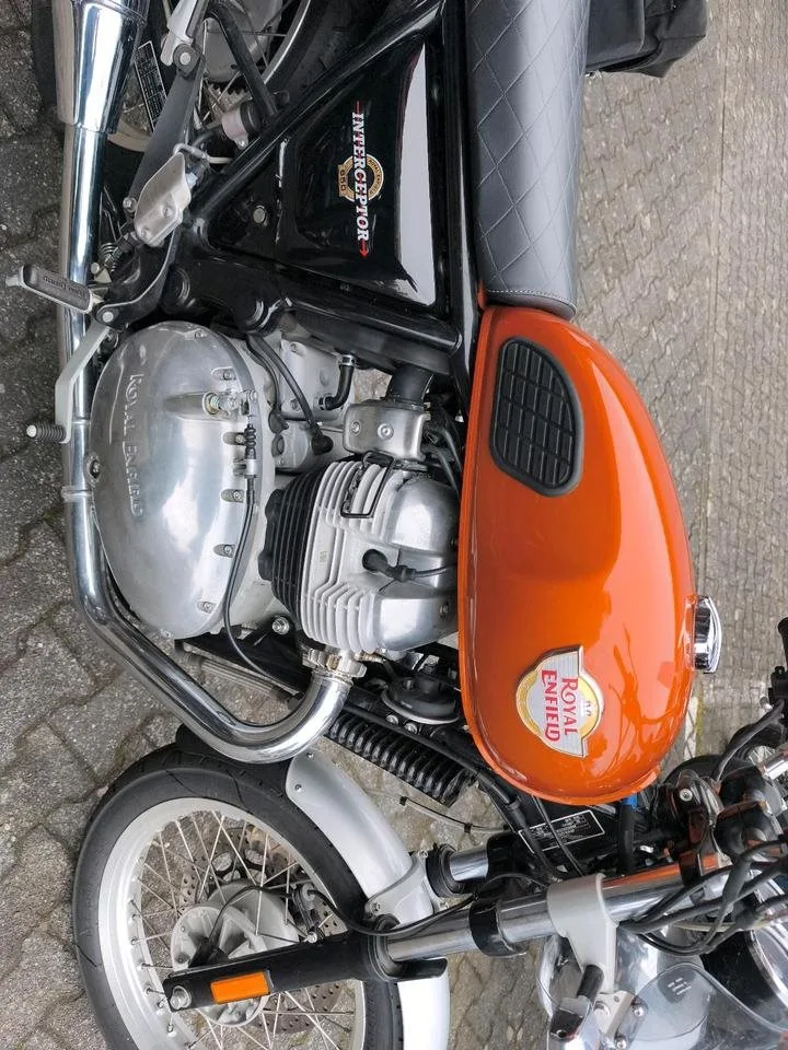 Royal Enfield Interceptor 650