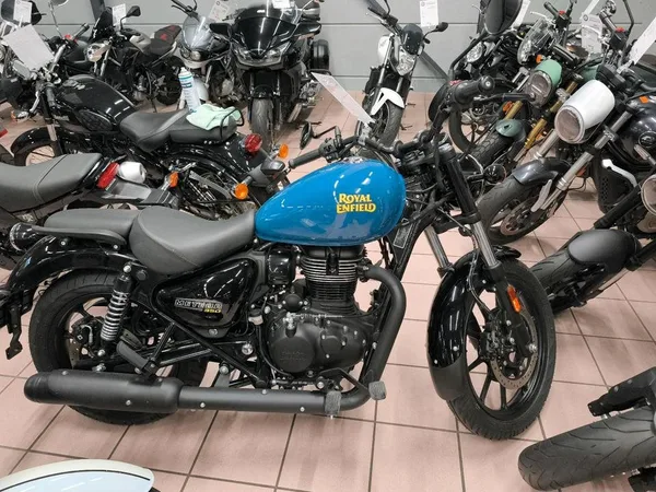 Royal Enfield Meteor 350 Fireball