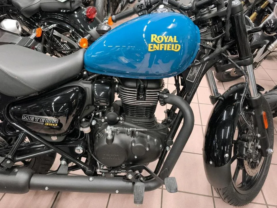 Royal Enfield Meteor 350 Fireball