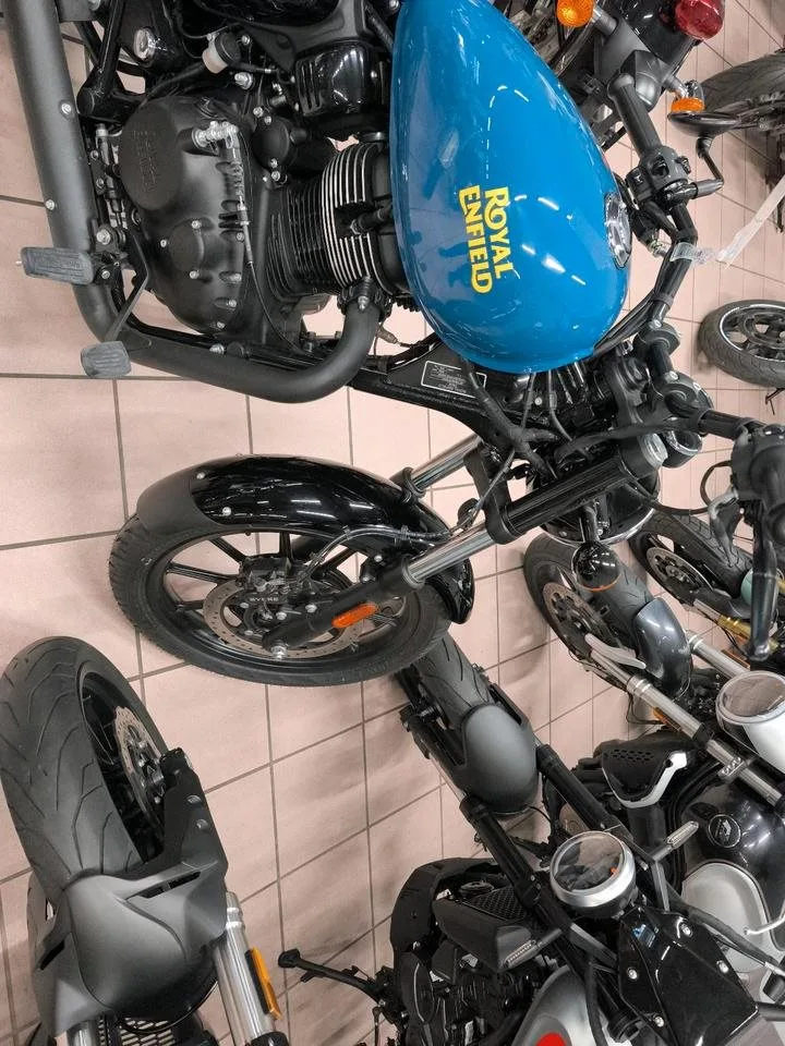 Royal Enfield Meteor 350 Fireball