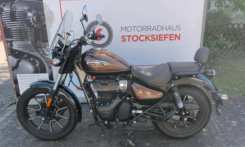 Royal Enfield Meteor 350 Supernova