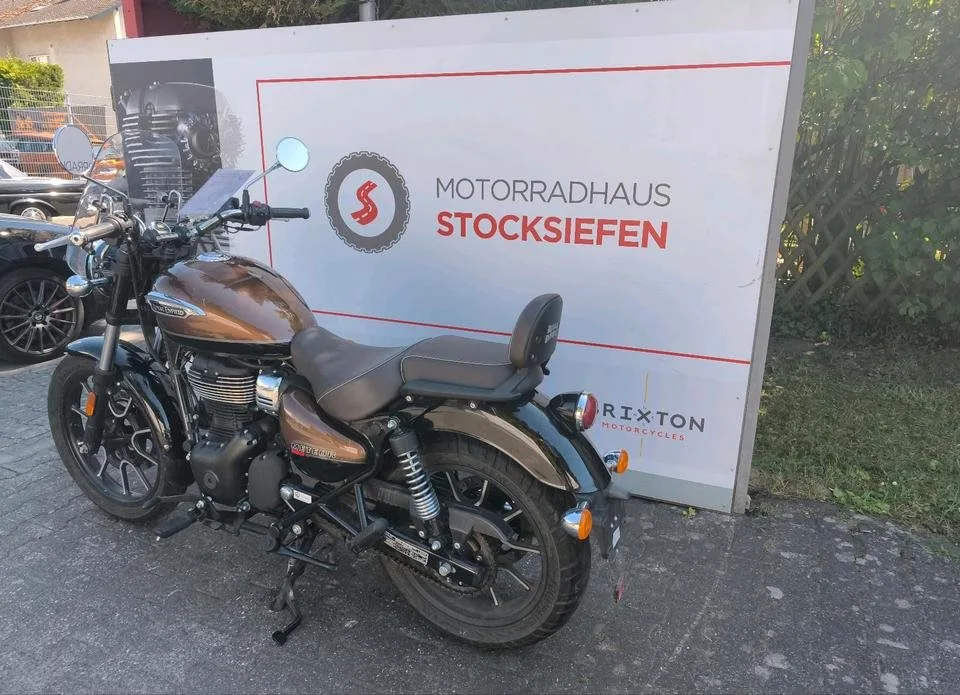 Royal Enfield Meteor 350 Supernova