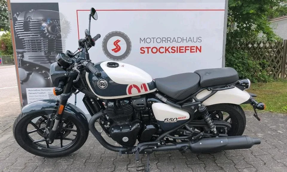 Royal Enfield Shotgun 650