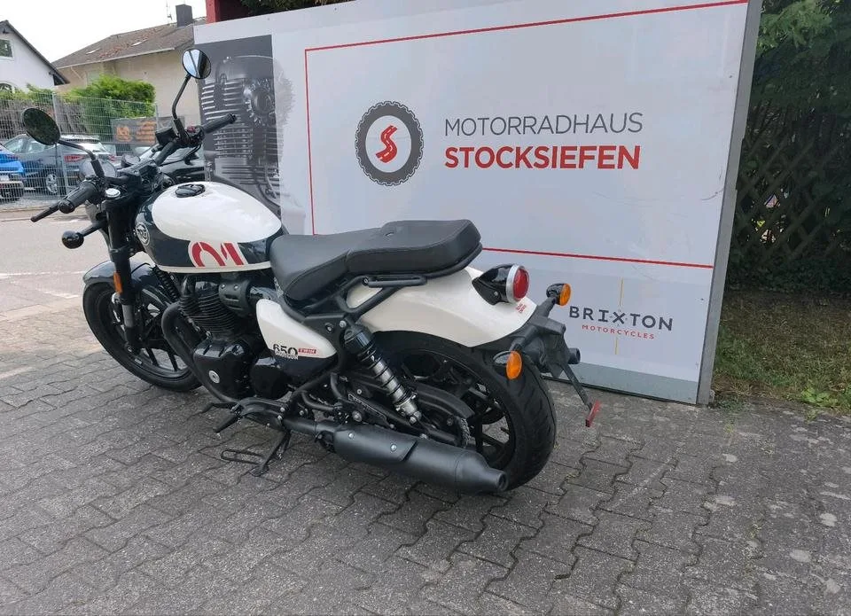 Royal Enfield Shotgun 650