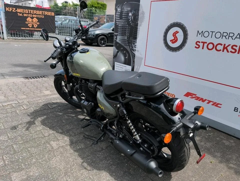 Royal Enfield Shotgun 650