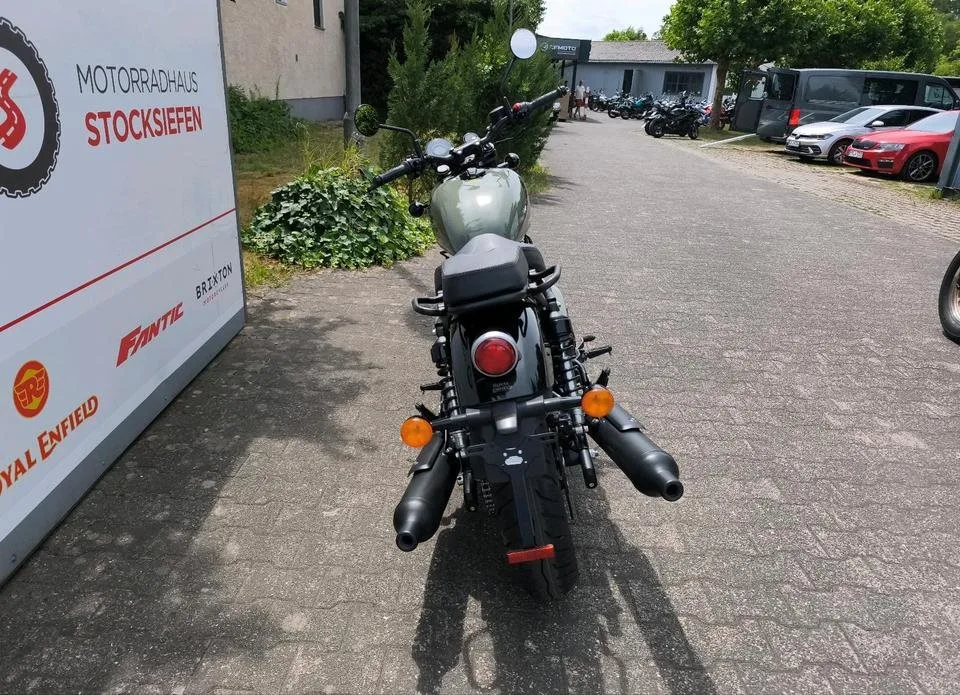 Royal Enfield Shotgun 650