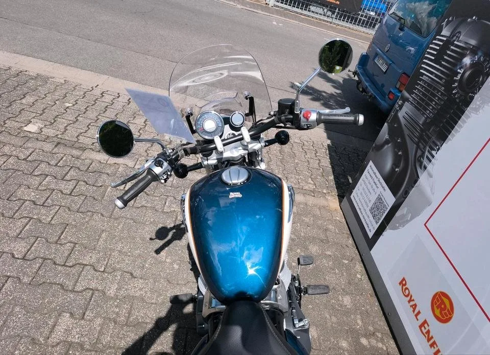 Royal Enfield Super Meteor 650