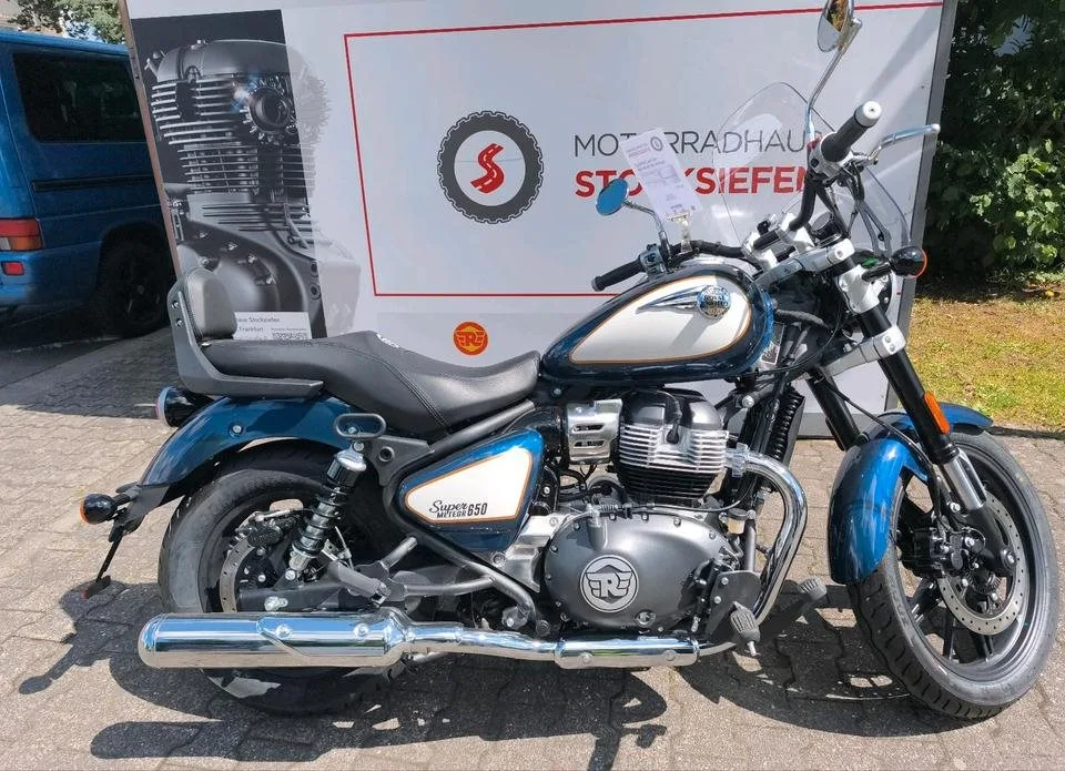 Royal Enfield Super Meteor 650