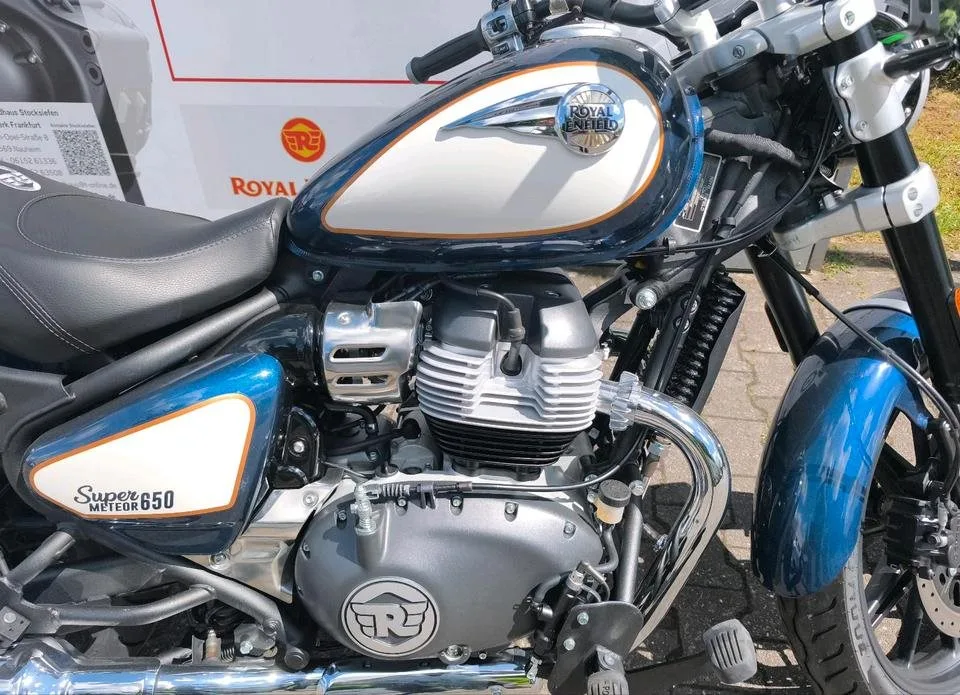 Royal Enfield Super Meteor 650