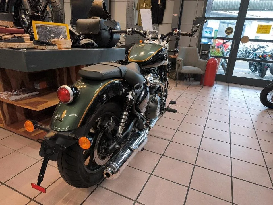 Royal Enfield Super Meteor 650