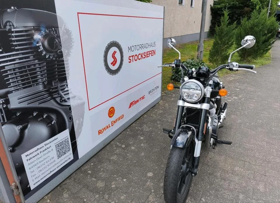 Royal Enfield Super Meteor 650