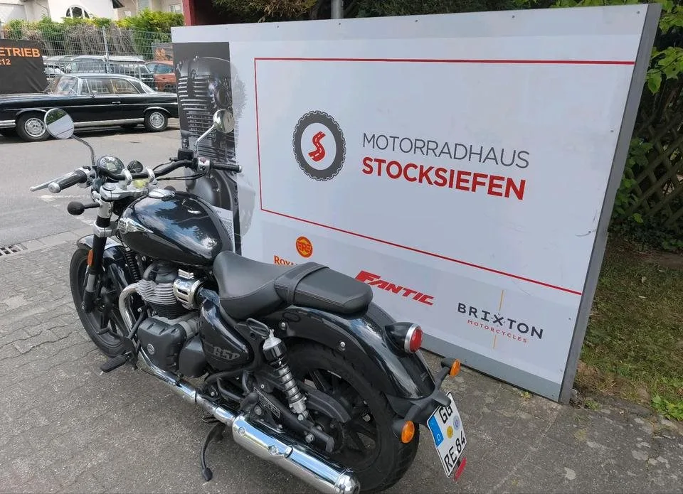 Royal Enfield Super Meteor 650