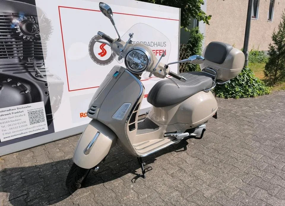 Vespa GTS 300
