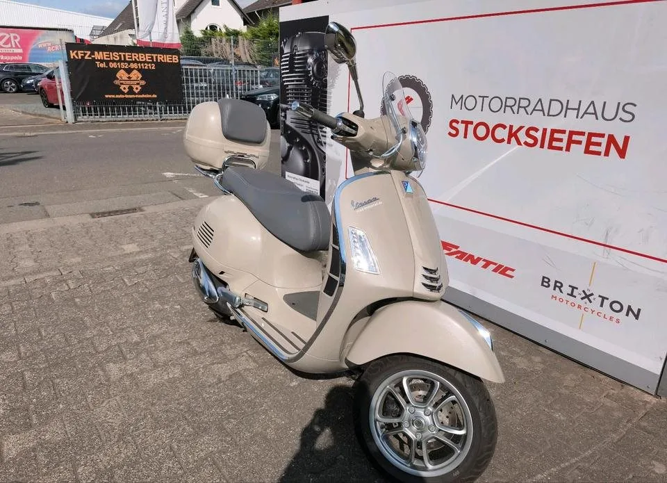Vespa GTS 300