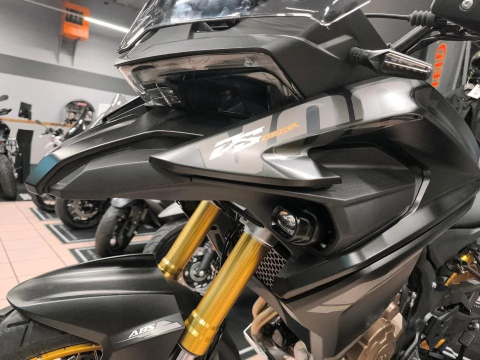 Voge DS625X