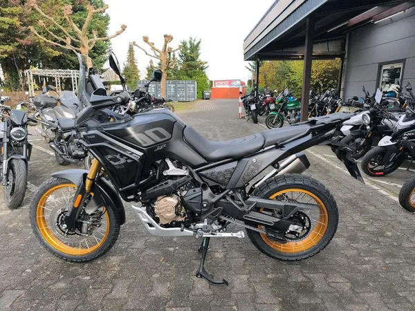 Voge DS800X Rally