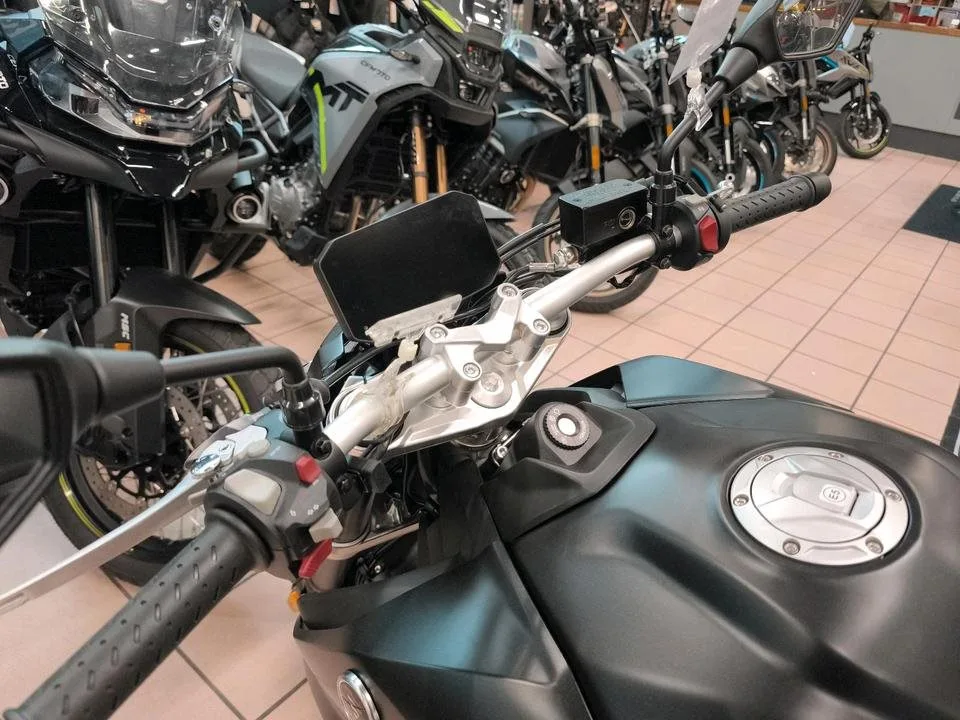 Voge R625