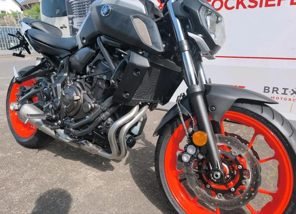 Yamaha MT-07