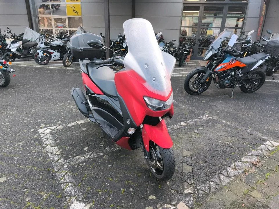 Yamaha NMAX 125