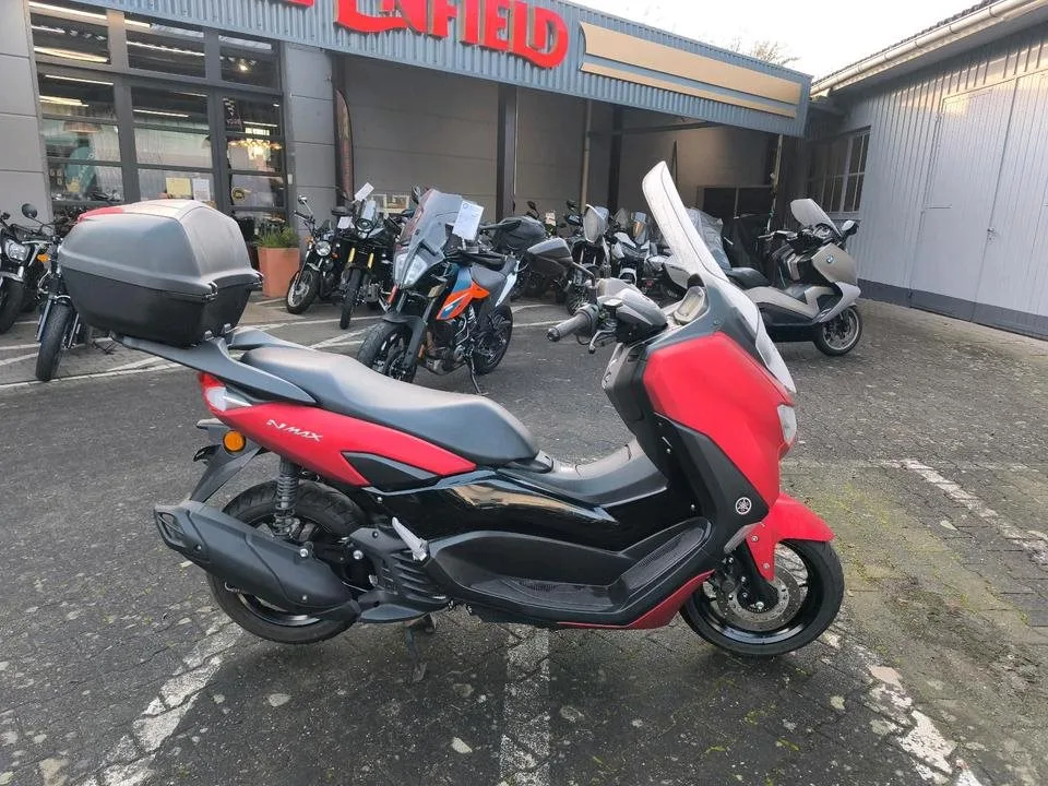Yamaha NMAX 125