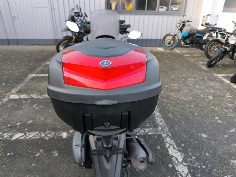 Yamaha NMAX 125