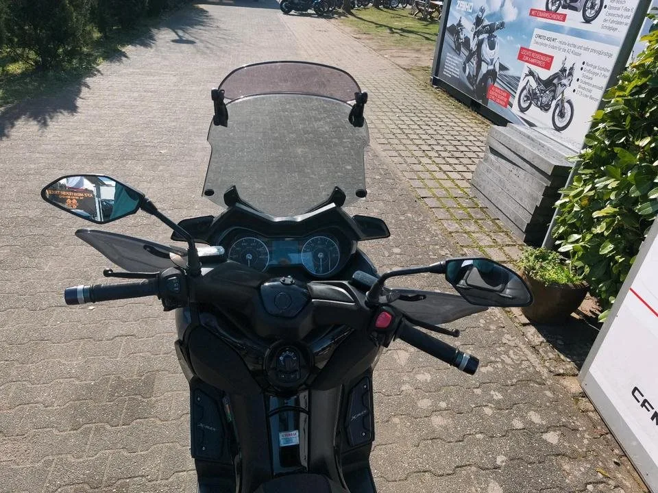 Yamaha XMAX 300 Tech MAX