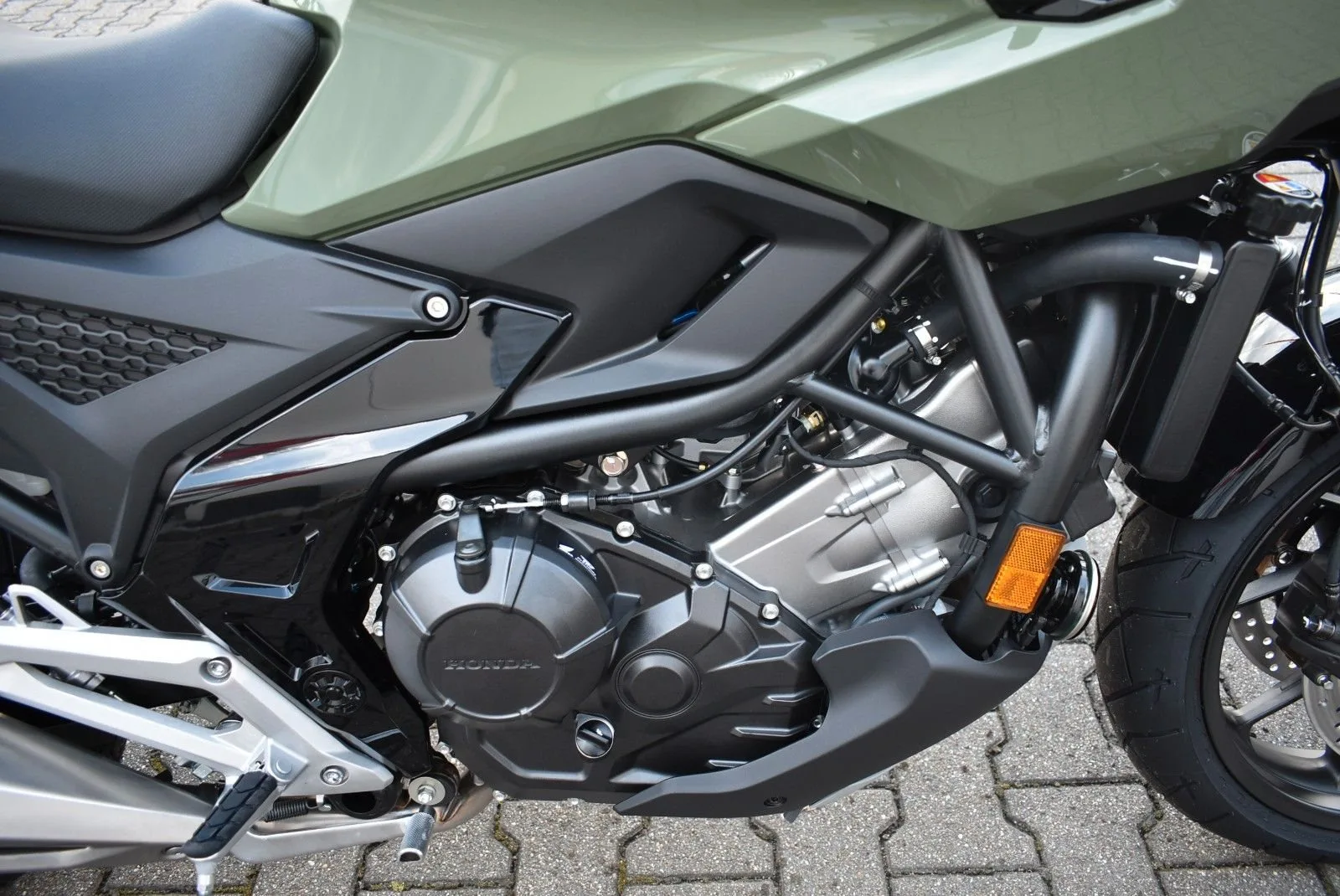 Honda NC750X DCT