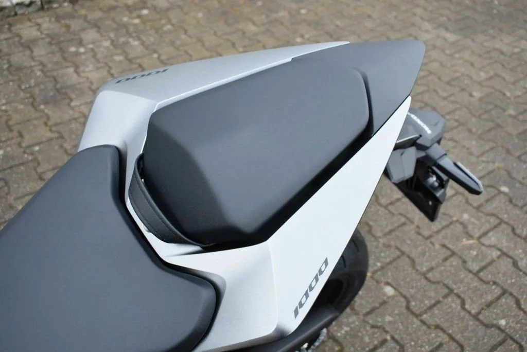 Honda CB1000 Hornet CB1000 "Hornet" sofort verfügbar